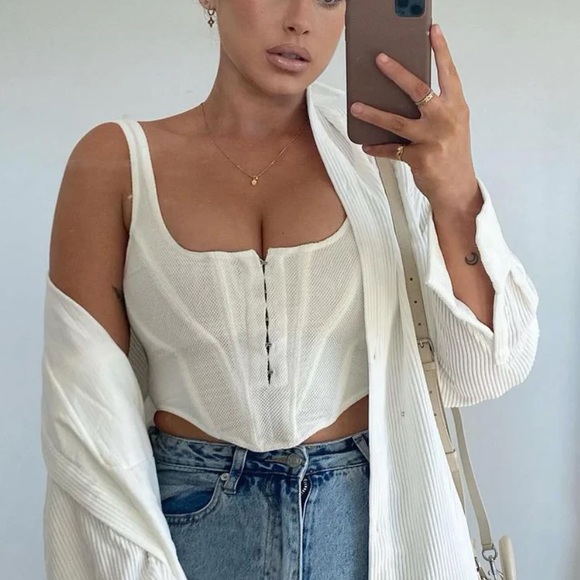 White Fox Boutique Tops - NEW White Fox Boutique White Corset “Bad Gal Bustier” Crop Top Large NWT BNWT